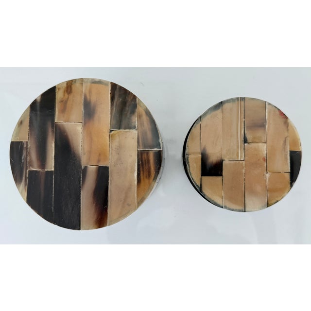 1980s Set of Two Nesting Tessellated Horn Boxes For Sale - Image 5 of 5