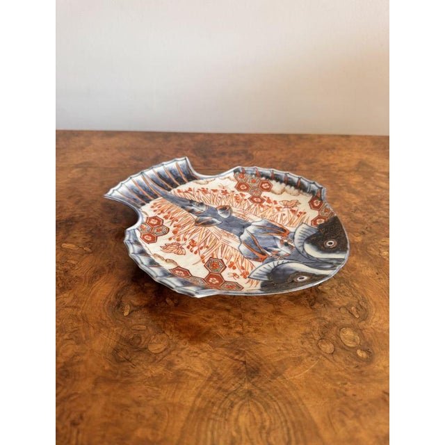 Unusual quality antique Japanese imari plate, having an unusual antique Japanese imari plate in the form of a fish, hand...