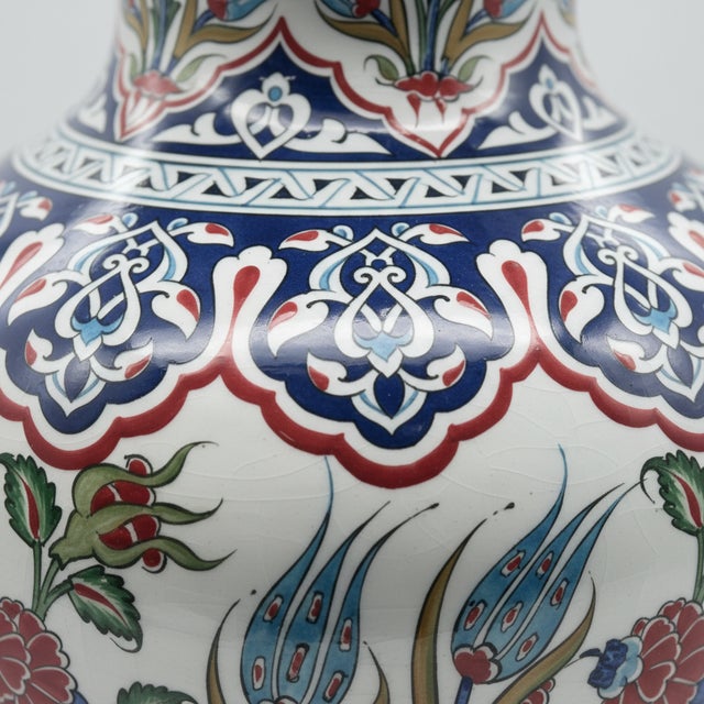 Turkish Handmade Ceramic Grand Vase (50cm) Ottoman Garden Red Roses and Scalloped Border Floor Vase For Sale - Image 3 of 7