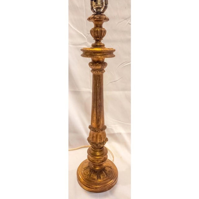 Gold 20th Century Pair of Hollywood Regency Italian Florentine Style Giltwood Table Lamps For Sale - Image 8 of 13
