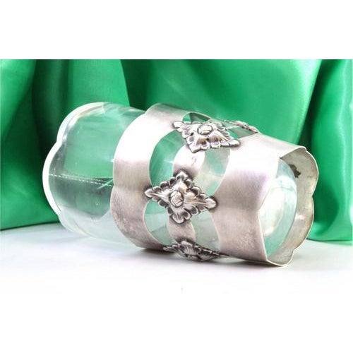 Flower Pot in Cut Glass with Embossed Silver Structure For Sale - Image 6 of 8