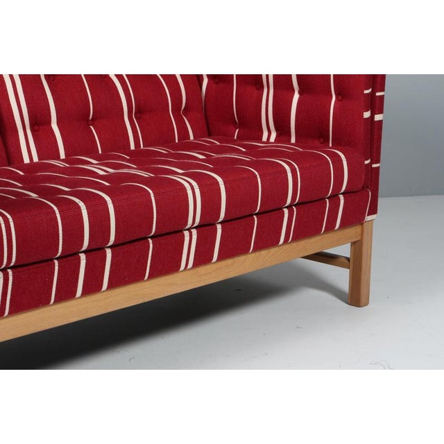Two-Seat Sofa Model Ej315 in ​​savak Wool and Oak by Erik Jørgensen, 2000s For Sale - Image 6 of 9