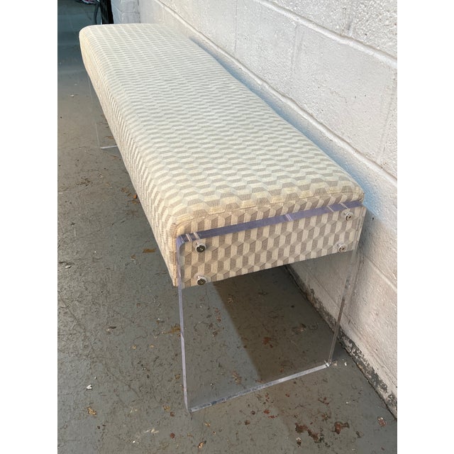 Contemporary Late 20th Century Geometric Patterned Acrylic Bench by Lee Industries For Sale - Image 3 of 15