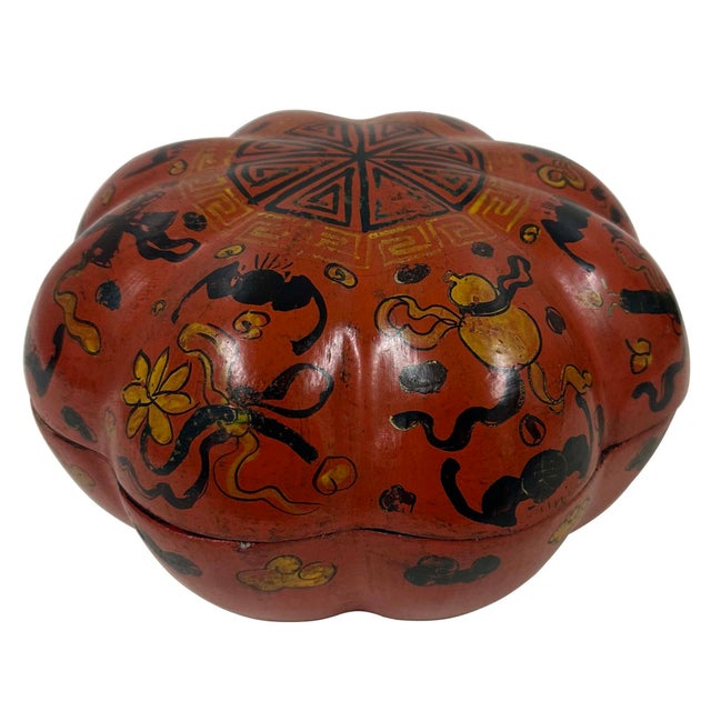 Early 20th Century Antique Chinese Pumpkin Shaped Lacquer Box For Sale - Image 4 of 7