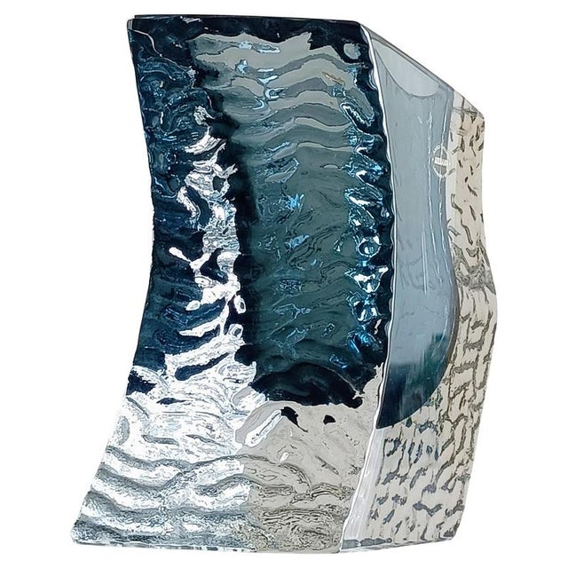 1970s Midcentury Modern Murano Glass Textured Side Vase by Mandruzzato, Italy, 1970s For Sale - Image 5 of 10