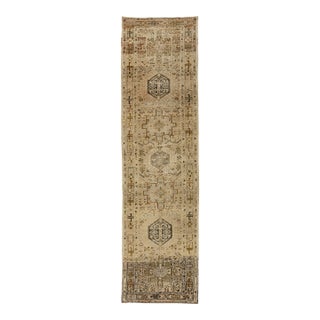 Antique Heriz Serapi Wool Runner – Neutral Geometric Hallway Gallery Runner 3x11 For Sale