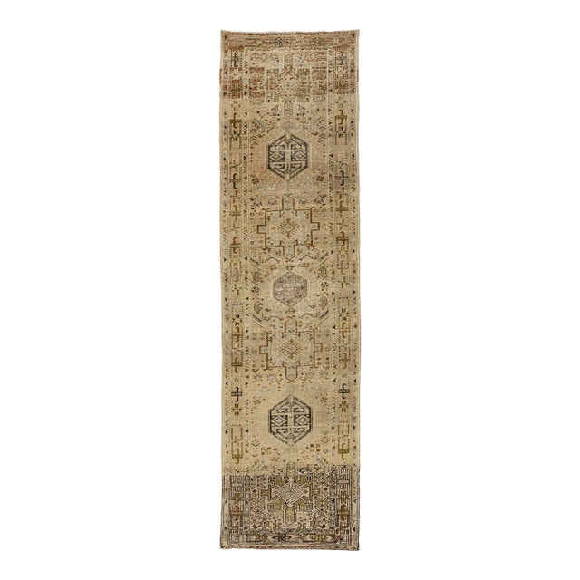Antique Heriz Serapi Wool Runner – Neutral Geometric Hallway Gallery Runner 3x11 For Sale