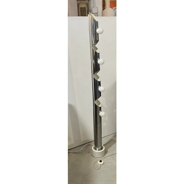 Floor Lamp attributed to Reggiani, Italy, 1970s For Sale - Image 12 of 15