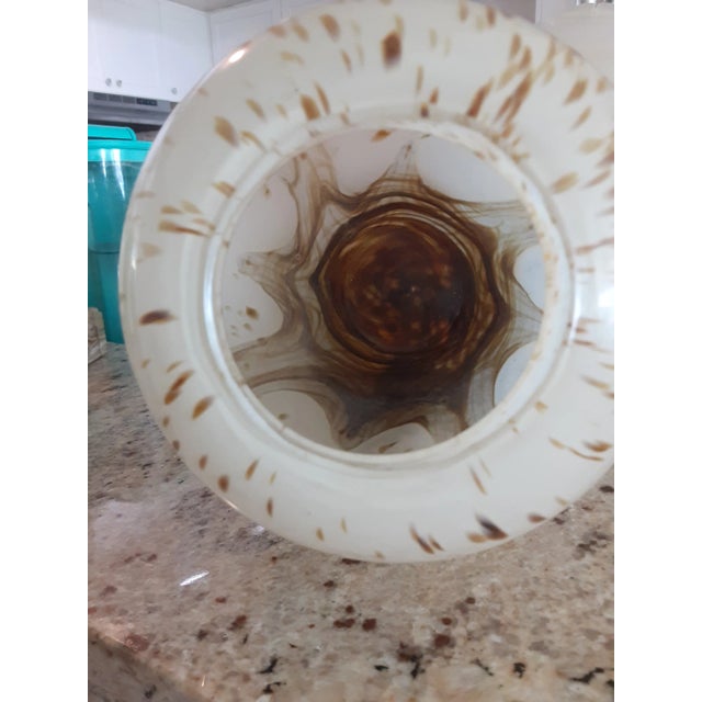 2000 - 2009 2000s Murano Style 10" Glass Neutral Chroma Vase For Sale - Image 5 of 6