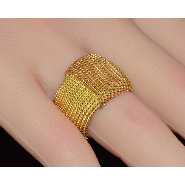 Authentic Vintage Roberto Coin Opera 18k Yellow & Rose Gold Wide Statement Band Ring With Hidden Ruby, Size 7.5 For Sale In Dallas - Image 6 of 17
