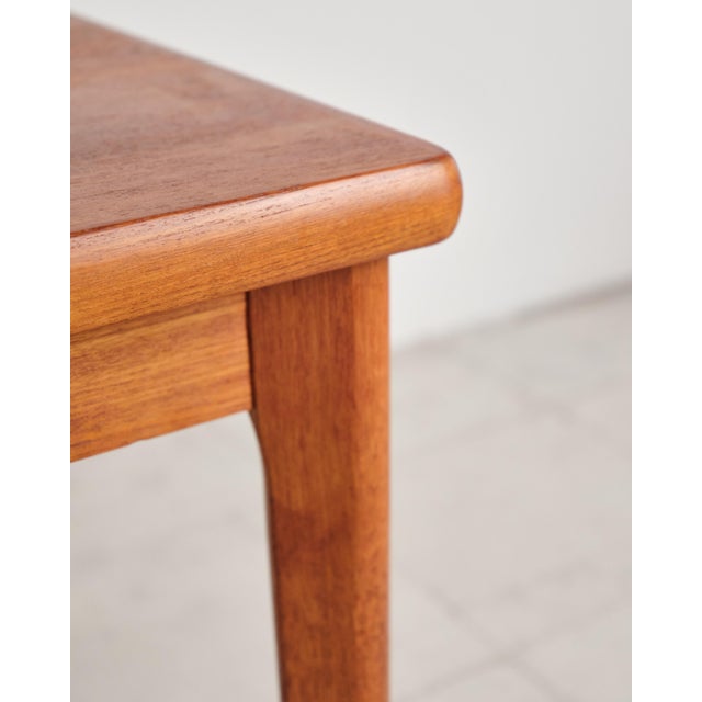 Mid-Century Danish Extendable Dining Table in Teak by Henning Kjaernulf for Vejle Stole & Møbelfabrik, 1960s For Sale - Image 15 of 18