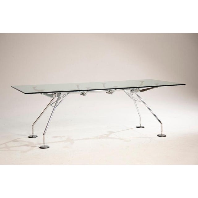 The nomos table is a recognized icon of 1990s industrial design, designed by norman foster. The concept behind the project...