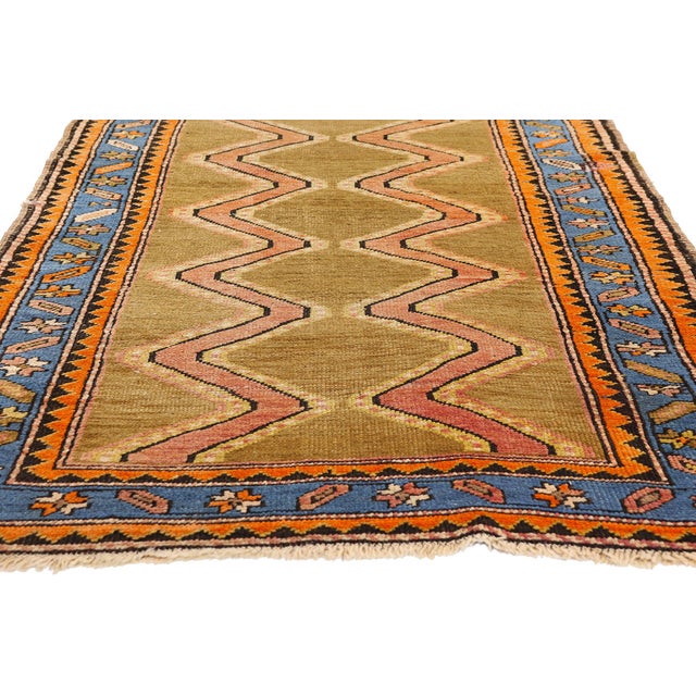 Late 19th Century Persian Sarab Rug, 03'07 X 08'11 For Sale - Image 4 of 10