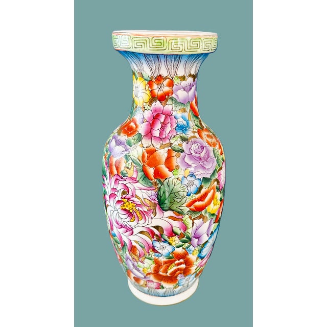 1930's Large Famille Rose Chinese Millefleurs Vase - 16 Inches For Sale - Image 4 of 11
