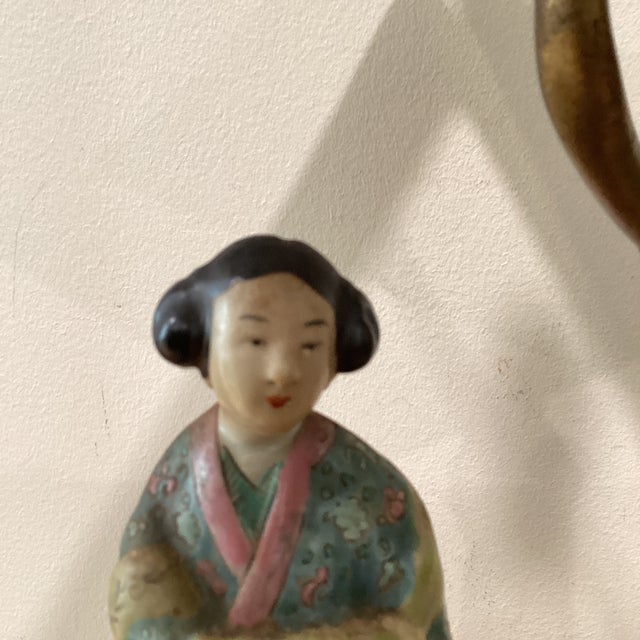 Mid 20th Century Chinoiserie Porcelain Figural Table Lamp on Brass Base in Famille Rose Palette For Sale - Image 10 of 12