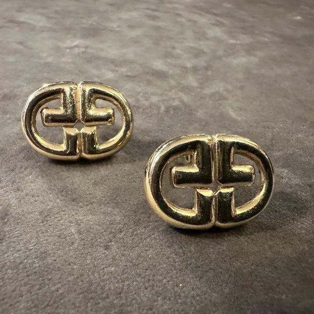 1980s Costume Jewelry Logo Gilt Metal Earrings by Givenchy For Sale - Image 11 of 12