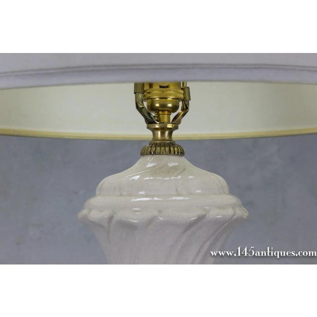 1950s Spanish White Ceramic Lamp For Sale - Image 4 of 10