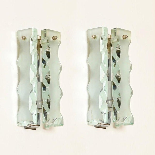 Hand-Chiseled Glass and Chrome Sconces attributed to Cristal Art, Italy, 1970s, Set of 2 For Sale - Image 3 of 11