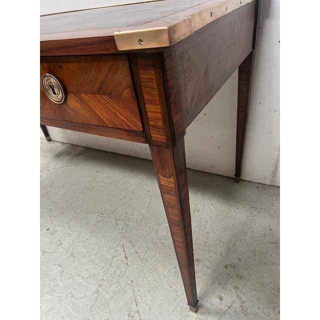 Brown Louis XVI Flat Desk in Mahogany and Rosewood Veneer, 18th Century For Sale - Image 8 of 18