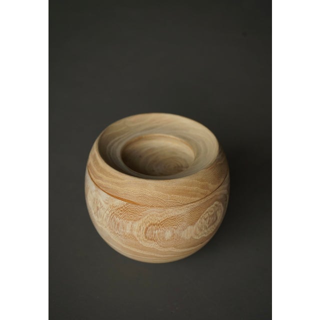 Lidded Vessel in Turned Elm Wood by Maria Van Kesteren, 1970s For Sale - Image 6 of 12