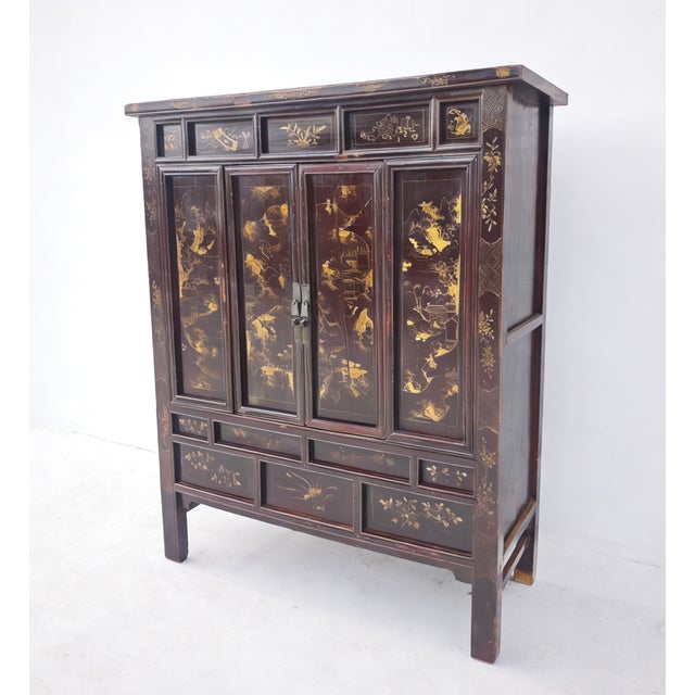 Chinoiserie Antique Chinese Chinoiserie-Style Cabinet For Sale - Image 3 of 5