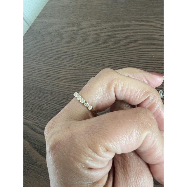 2020s 0.44 Carat Diamond 14 Karat Yellow Gold Band For Sale - Image 5 of 8