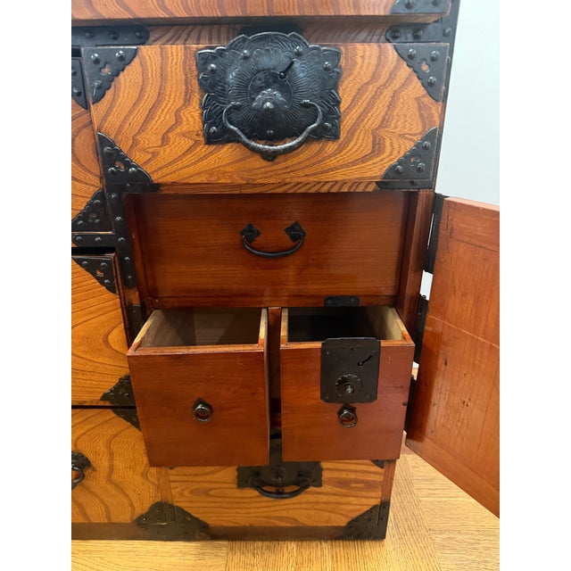 Late 19th Century Late 19th Century Japanese Tansu Chest - Large High-Grade Keyaki Wood - Meiji Period For Sale - Image 5 of 13