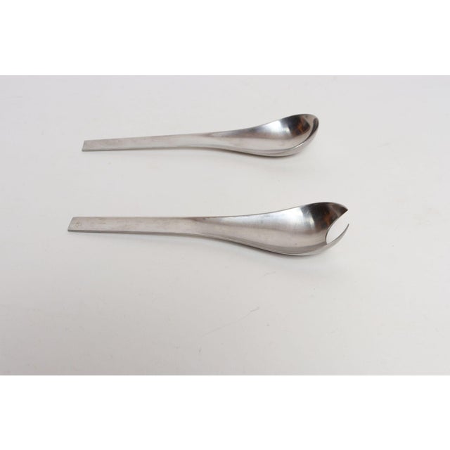Georg Jensen 1960s Danish Modernist "Blue Shark" Salad Servers by Svend Siune for Georg Jensen - 2 pc For Sale - Image 4 of 18