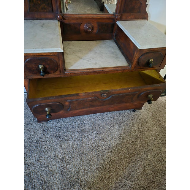19th-Century Victorian Renaissance Revival Drop-Center Dresser For Sale In Palm Springs - Image 6 of 7