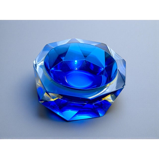Sommerso Murano Glass Ashtray attributed to Flavio Poli for Seguso, 1970s For Sale - Image 6 of 9