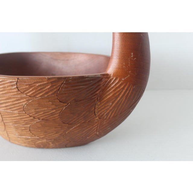 1980s Mid Century Folk Asian Chinoiserie Carved Double Swan Basket For Sale - Image 16 of 17