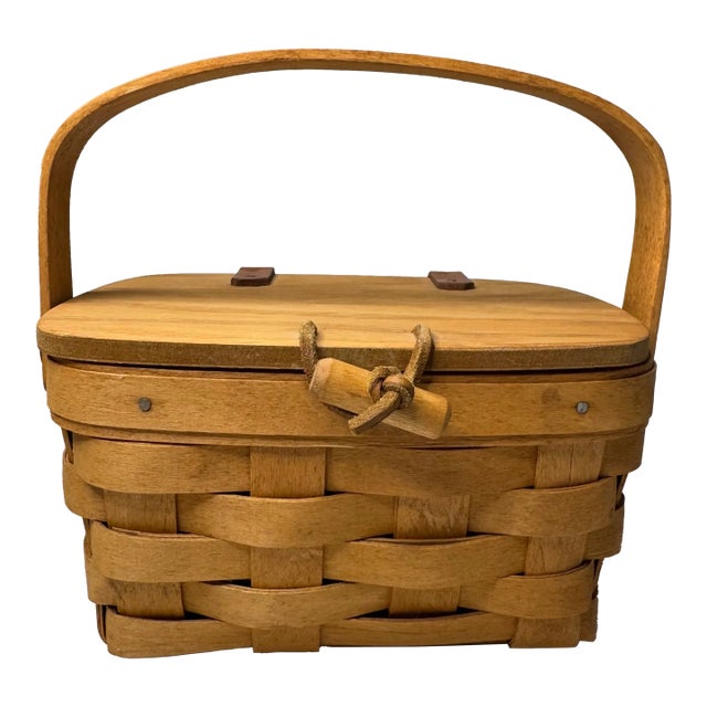 Arts & Crafts Longaberger Handwoven Lidded Basket For Sale