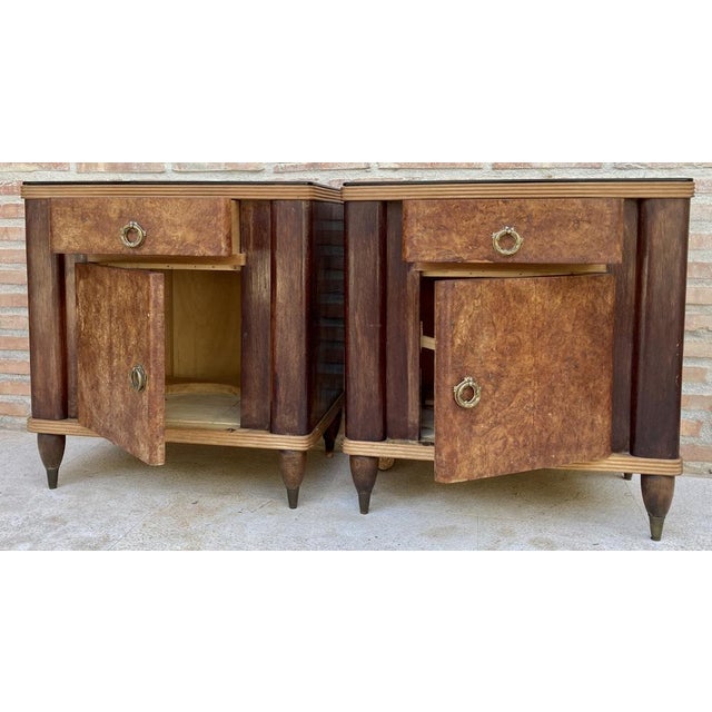 Brown Italian Walnut and Beech Wood Nightstands with Black Glass, 1940s, Set of 2 For Sale - Image 8 of 16