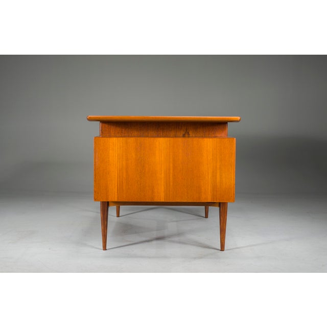 Model RT200 Desk in Teak by Heinrich Riestenpatt, Germany, 1960s For Sale - Image 12 of 18