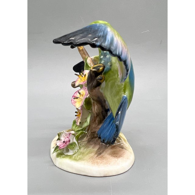 Ceramic Vintage English Royal Adderley Bone China Hummingbird Figurine – Floral Branch – Made in England - Cottagecore/ Traditional / Grandmillenial For Sale - Image 7 of 11