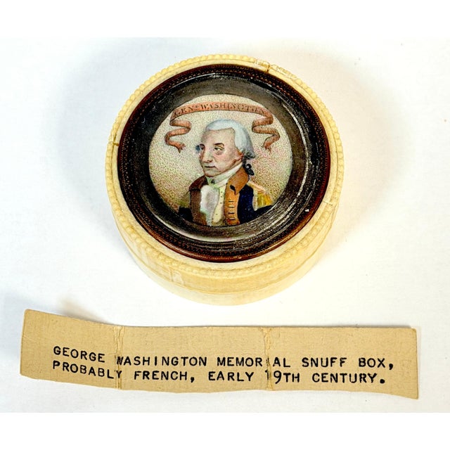 Early 19th Century 19th Century French George Washington Memorial Bone Snuff Box France for America For Sale - Image 5 of 14