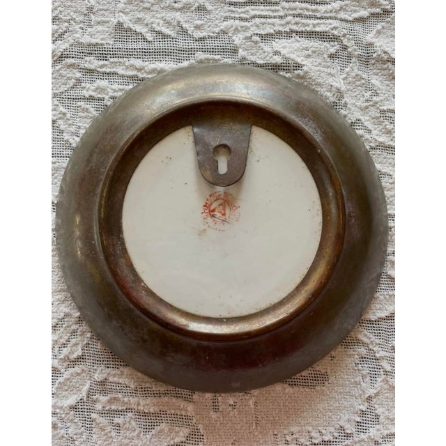 1960s Vintage Hand-Painted Porcelain Floral Chinese Tobacco Leaf Brass Encased Low Bowl For Sale - Image 5 of 8