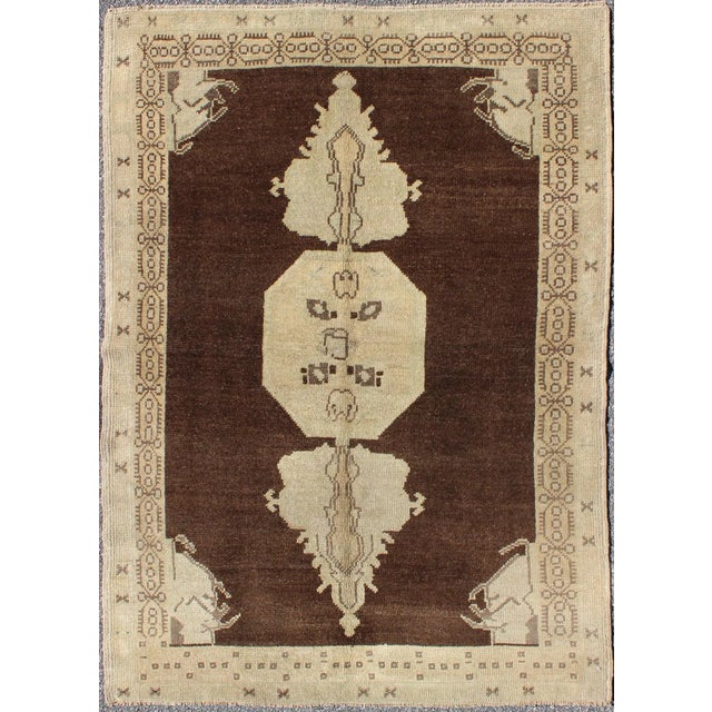 Mid 20th Century Brown and Natural Tone Medallion Design Oushak Vintage Rug From Turkey For Sale In Atlanta - Image 6 of 6