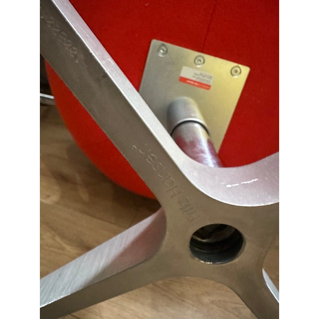 Swan Chair by Arne Jacobsen for Fritz Hansen, 2010s For Sale - Image 6 of 11
