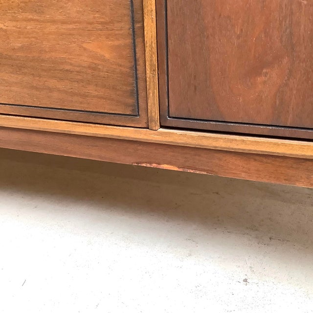 Mid-Century Walnut Sideboard With Glass-Front Storage For Sale - Image 10 of 12