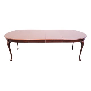 Bassett Furniture Solid Cherry Traditional Queen Anne Style 100" Oval Dining Table For Sale