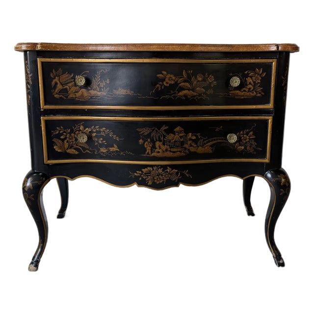 Vintage Drexel Asian Chinoiserie Black & Gold Motif Two Drawer Nightstand - Brass Handles For Sale