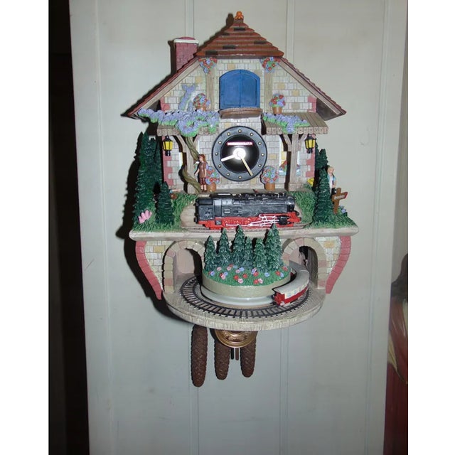 Bradford Exchange Figure Train Clock, 1980s For Sale - Image 9 of 9