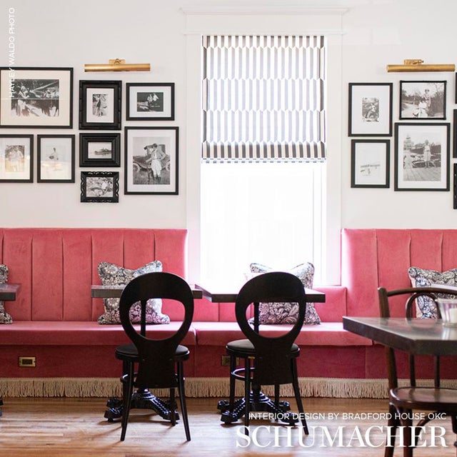 An endlessly versatile, chevron-like take on traditional stripes, rendered on sturdy Cotton. Use it in continuous lengths...