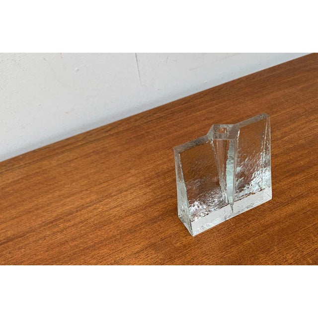 Mid-Century Modernist Glass Block Vase, 1960s For Sale - Image 12 of 18