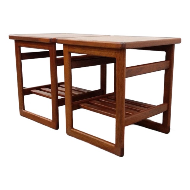 Pair of Vintage Mid Century Modern Teak and Tile Side Tables For Sale