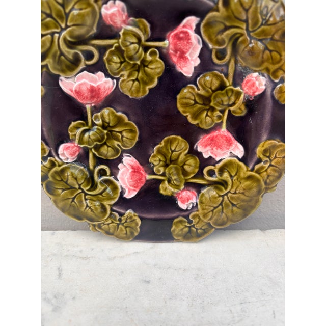 Austrian Majolica Flowers Plate Circa 1900 For Sale - Image 4 of 5
