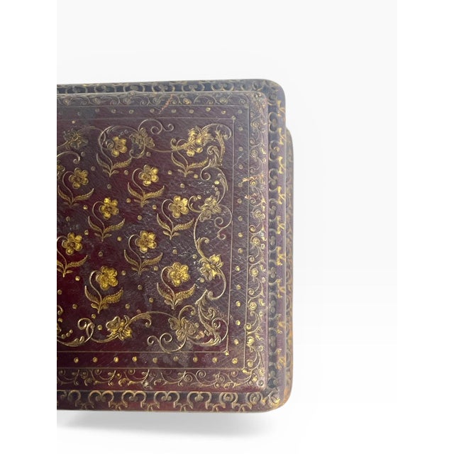 19th Century French Napoleon III Hand-Tooled Gilt Leather Box For Sale - Image 9 of 16
