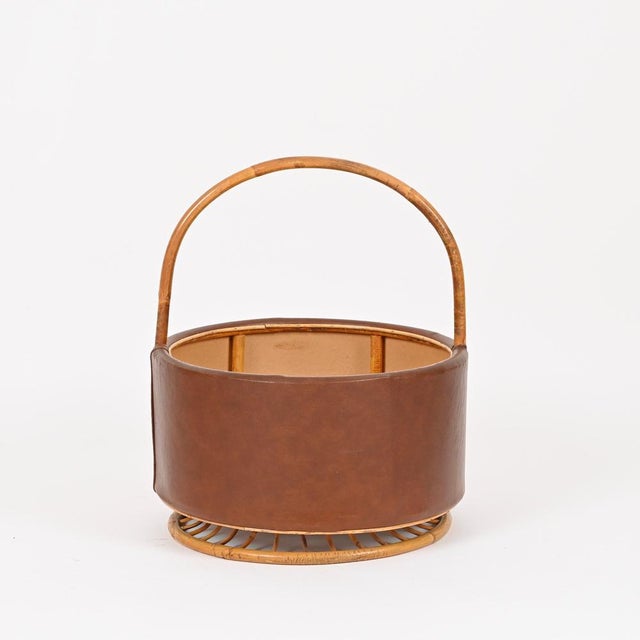 Mid-Century Italian Rattan and Leather Basket, 1970s For Sale - Image 6 of 15