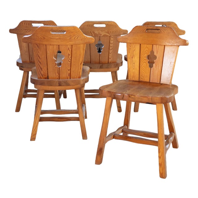 Sculptural Pine Dining Chairs with Keyhole Backs, 1970s, Set of 4 For Sale